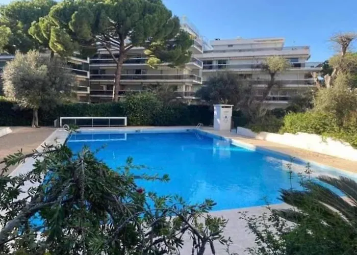 公寓 Superbe Climatise Proche Plages, Grande Terrasse Et Parking Prive *